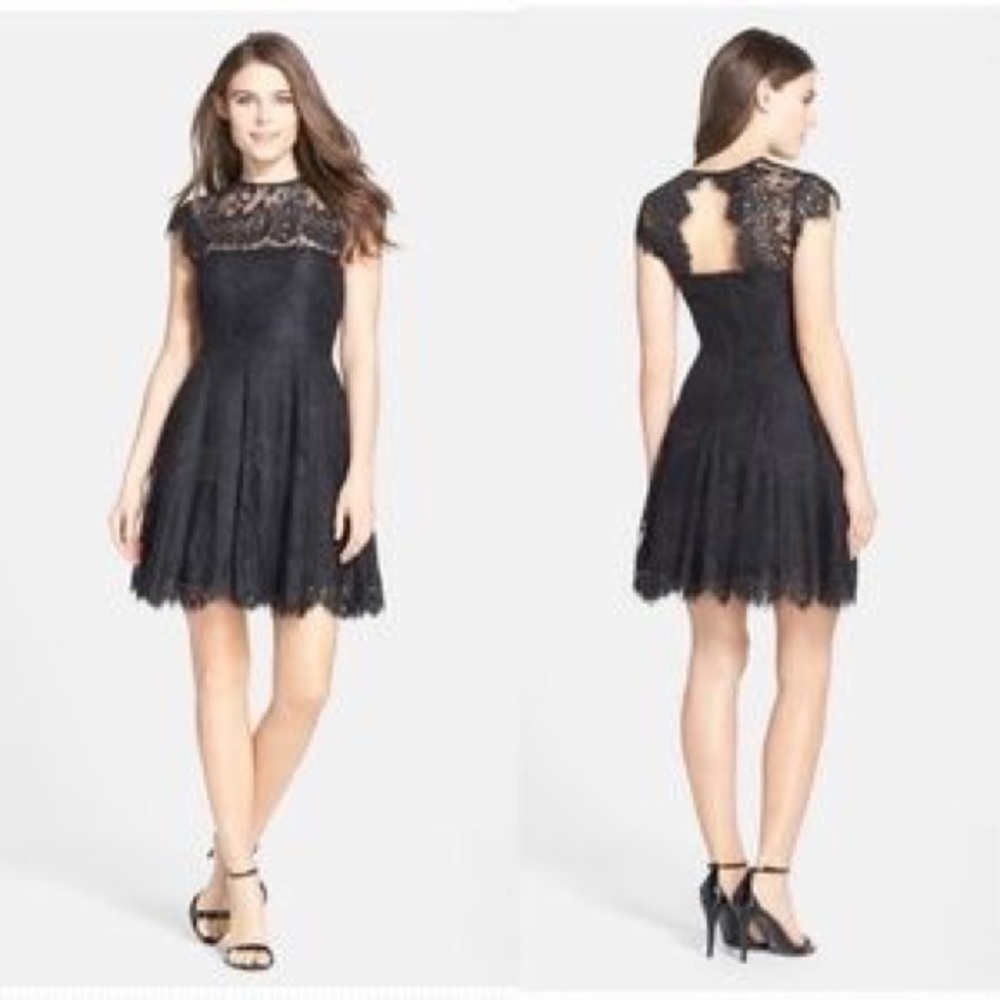 BB Dakota Rhianna‎ black lace fit & flare dress